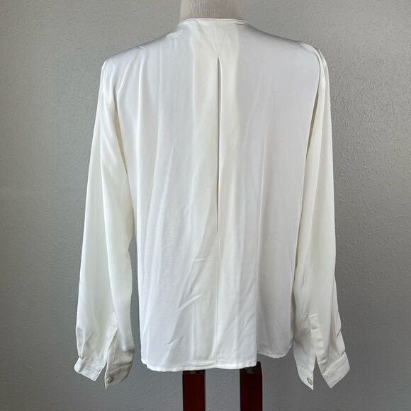 Liz Claiborne Collection White Collarless Button Down Shirt Size 10P EUC - Picture 6 of 6